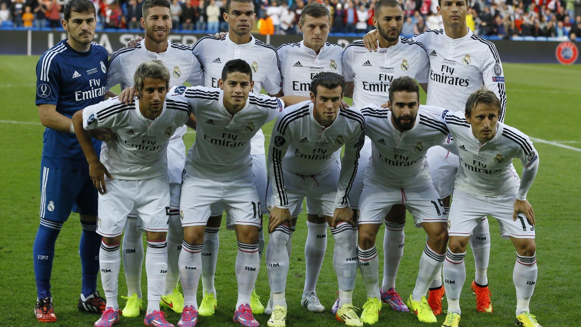 足球明星公益推广活动持续升温，社会影响深远，足球公益活动主题